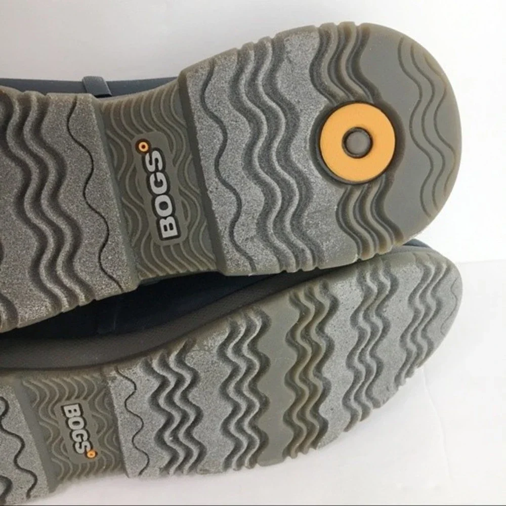 NEW BOGS Womens Size 6 Sweetpea Slip On Dark Blue Waterproof Rain‎ Garden Shoes